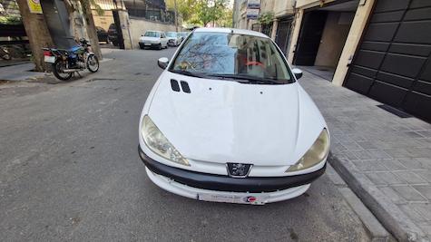 پژو 206 صندوقدار V8